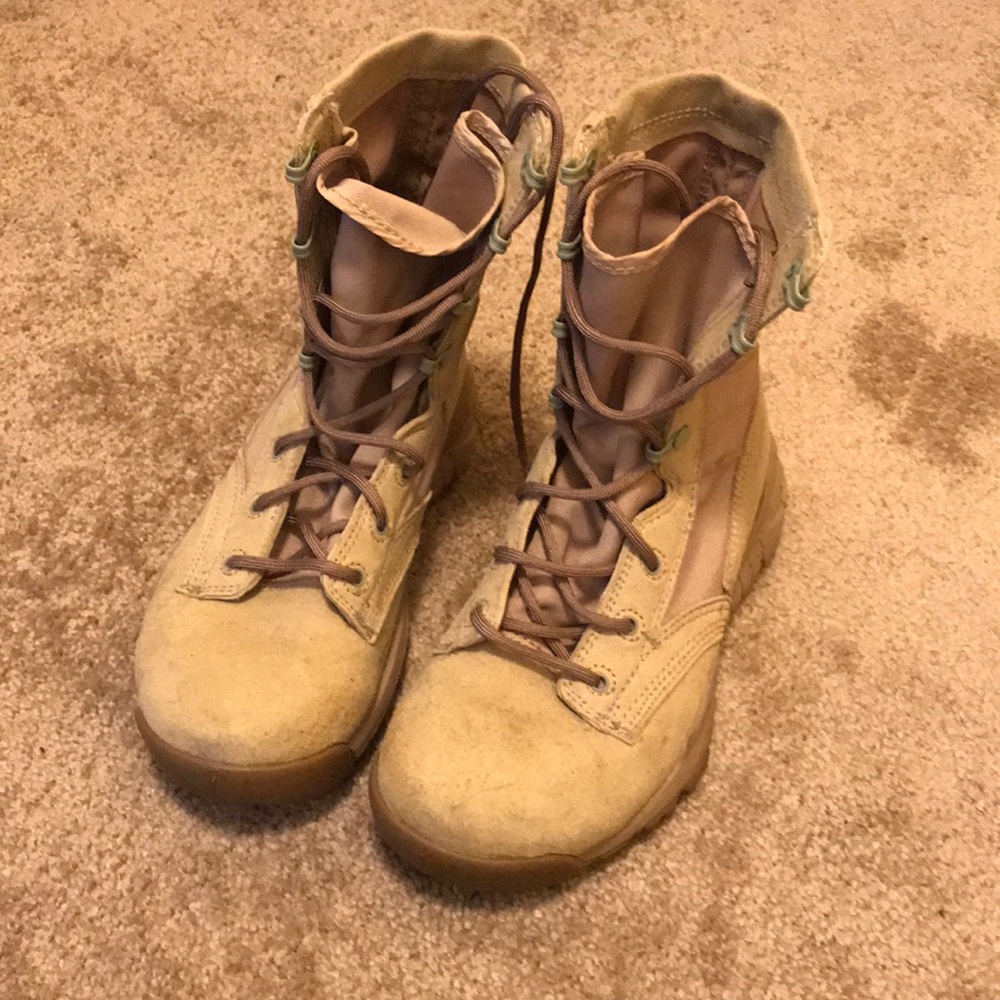 Nike SFB Boots